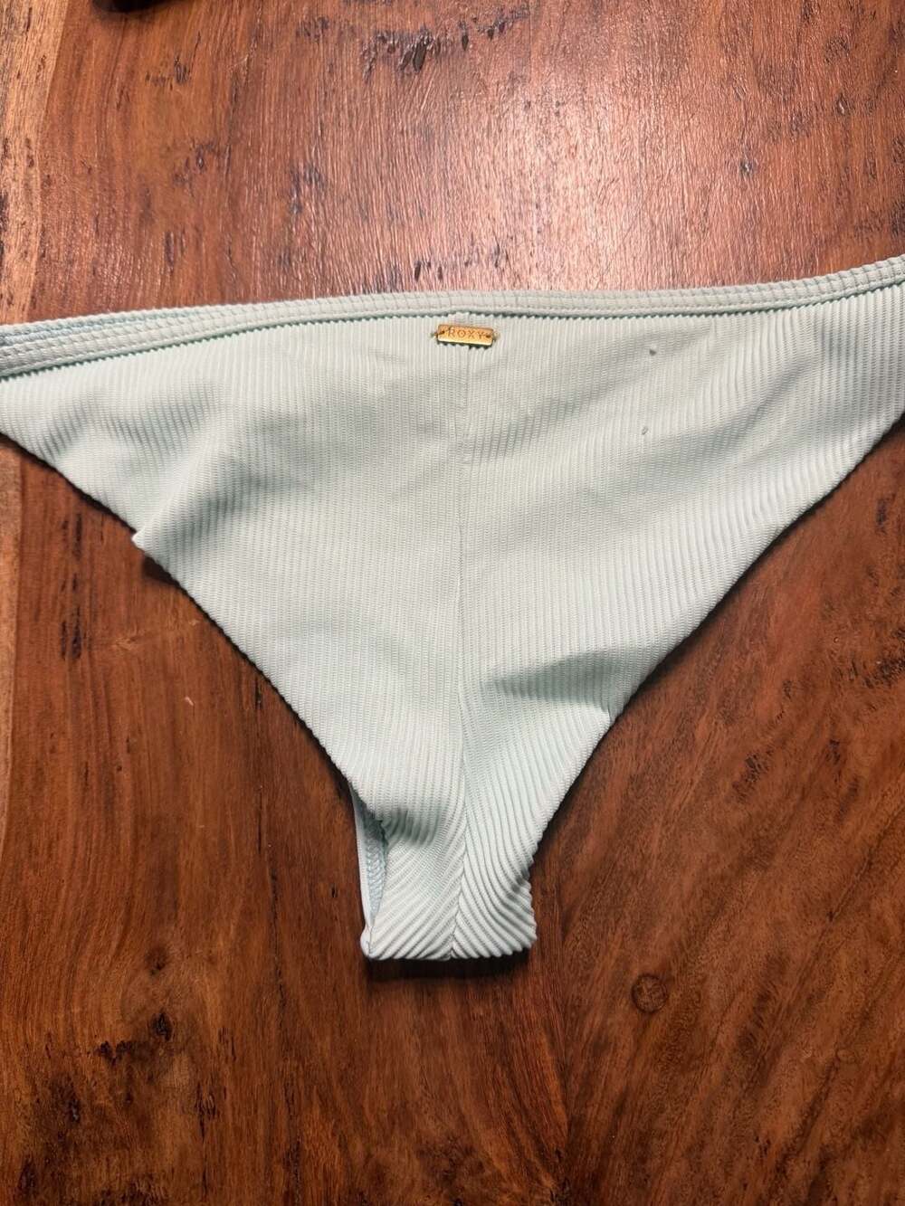 Roxy bikini size large. Mint green. Top and bottoms are both a large. - Picture 2 of 8